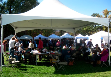 Ravelry tent at taos